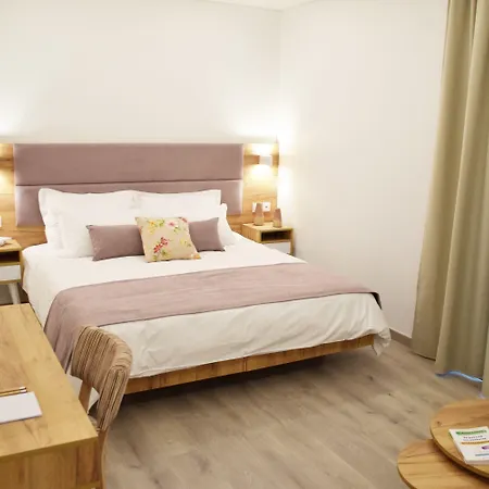 Hypnos Boutique (adults Only) מלון 3*